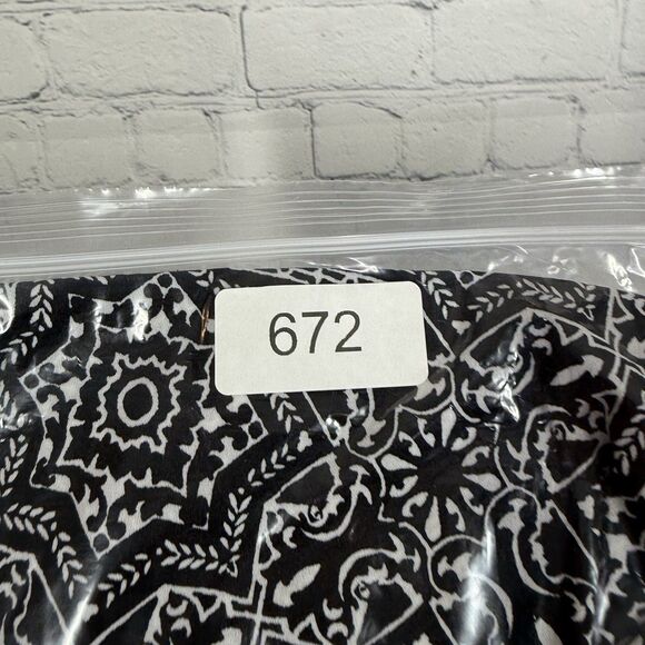 Catherines Tunic Blouse Women Plus 3X Black White Asymmetrical Hem Abstract Top - Picture 11 of 11